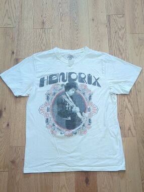 Jimi Hendrix. Crew Neck T-shirt. Size Medium.